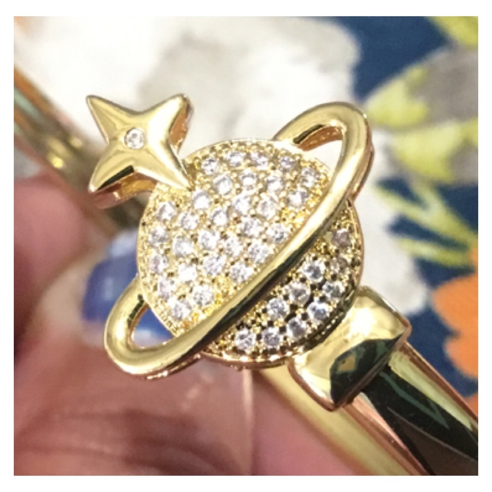 New! Shiny Gold Rhinestone Bracelet - Picture 5 of 11
